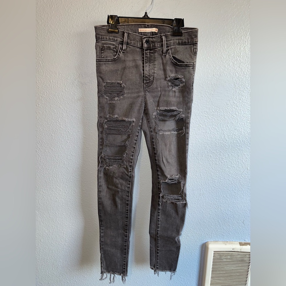 LEVI distressed black jeans size 26